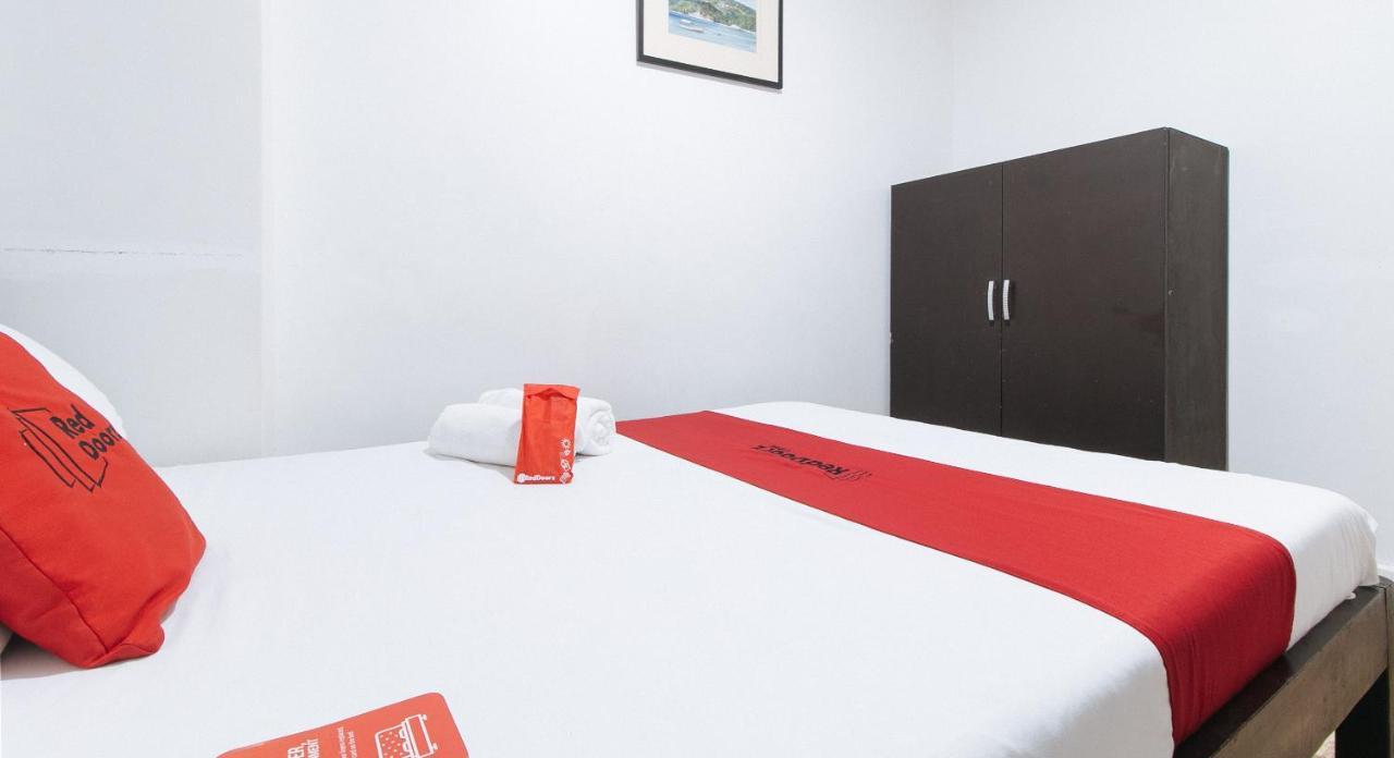 Reddoorz Plus @ Better Living Paranaque Paranaque City Exterior photo